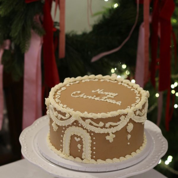 Gingerbread House Cake — Festive Edition